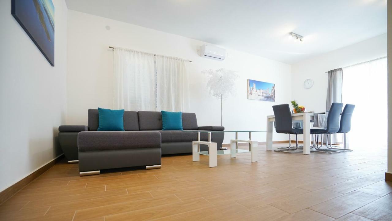 Tj Apartment 2 ザダル エクステリア 写真