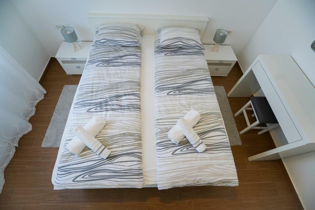 Tj Apartment 2 ザダル エクステリア 写真