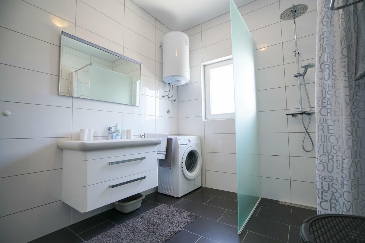 Tj Apartment 2 ザダル エクステリア 写真